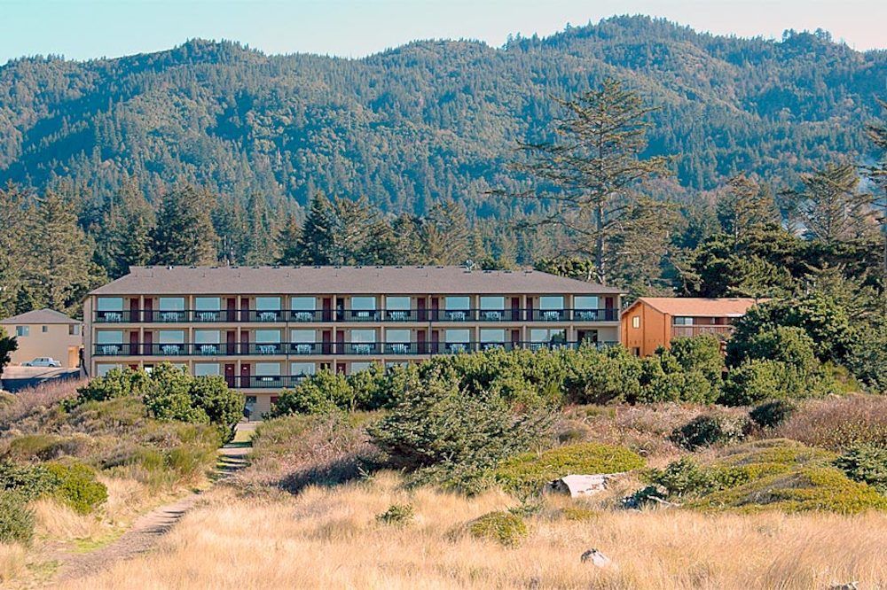 Gold Beach Inn Екстер'єр фото